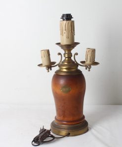Lampe ancienne – Bois et laiton